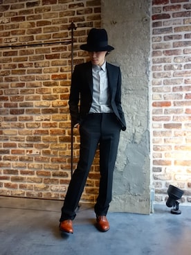 「N.HOOLYWOOD（N.ハリウッド）のアイテム（スラックス）」を使った、ONEPAIRさん（メンズ・173cm）の冬コーディネート