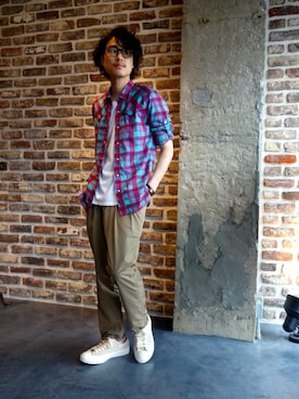 「nonnative（ノンネイティブ）のアイテム（Tシャツ/カットソー）」を使った、ONEPAIRさん（メンズ・173cm）の春コーディネート