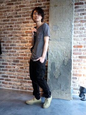 「nonnative（ノンネイティブ）のアイテム（Tシャツ/カットソー）」を使った、ONEPAIRさん（メンズ・173cm）の春コーディネート