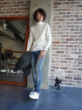 「N.HOOLYWOOD（N.ハリウッド）のアイテム（Tシャツ/カットソー）」を使った、ONEPAIRさん（メンズ・173cm）の秋コーディネート