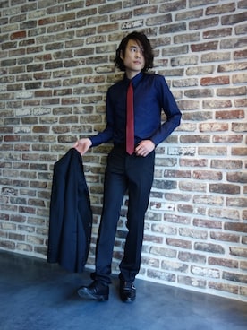 「JOHN LAWRENCE SULLIVAN（ジョンローレンスサリバン）のアイテム（スラックス）」を使った、ONEPAIRさん（メンズ・173cm）の冬コーディネート