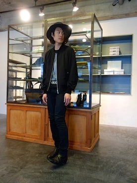 「JOHN LAWRENCE SULLIVAN（ジョンローレンスサリバン）のアイテム（ブルゾン）」を使った、ONEPAIRさん（メンズ・173cm）の冬コーディネート