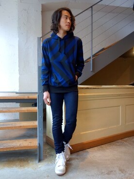 「N.HOOLYWOOD（N.ハリウッド）のアイテム（スニーカー）」を使った、ONEPAIRさん（メンズ・173cm）の冬コーディネート