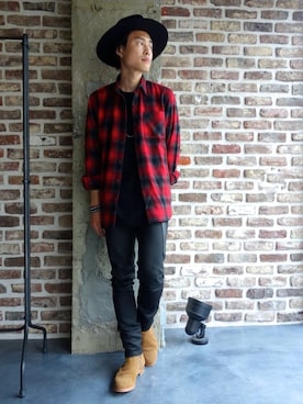 「JOHN LAWRENCE SULLIVAN（ジョンローレンスサリバン）のアイテム（トップス）」を使った、ONEPAIRさん（メンズ・173cm）の夏コーディネート