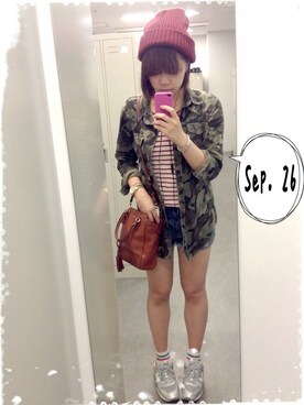 「earth music&ecology（アースミュージックアンドエコロジー）のアイテム（Tシャツ/カットソー、ホワイト系）」を使った、Ginnyさん（レディース・162cm）の秋コーディネート