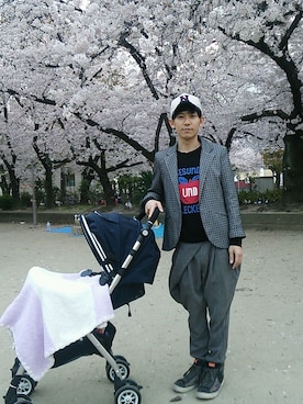「もも子（ママ＆ベビー、ブルー系）」を使った、span!マコトさん（メンズ・164cm）の春コーディネート