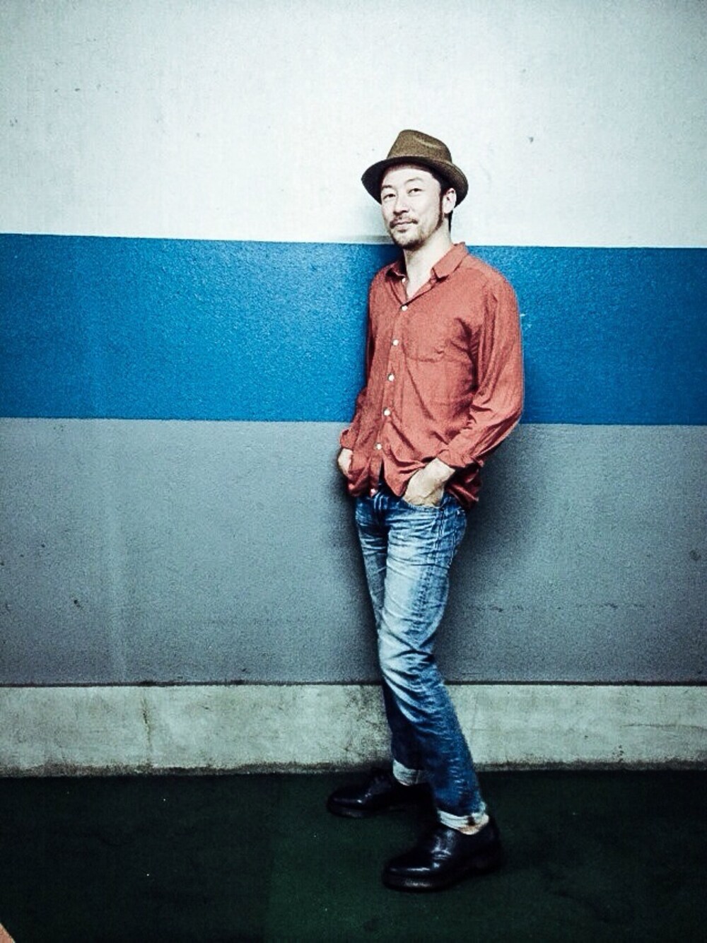 「punk、パンク」｜「Dr. MartensのDr. Martens 3Hole Navy（その他シューズ、ブルー系）」を使った、TADANOBUASANO さん（メンズ・177cm）の夏コーディネートの1枚目の写真