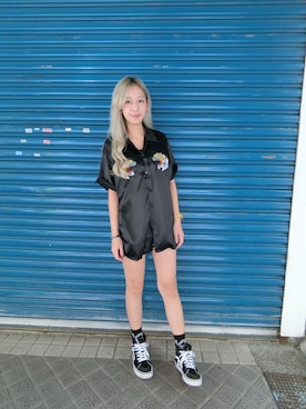 「VANS（バンズ）のアイテム（スニーカー、ブラック系）」を使った、戴宜庭さん（レディース）の夏コーディネート