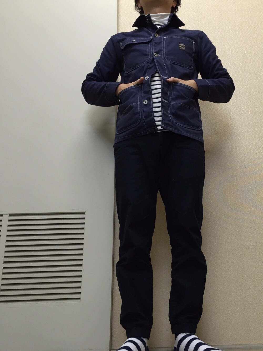 「カバーオール、ボーダー、ジョガーパンツ、WEARパパ部」｜「UNIQLOのアイテム（その他トップス、ホワイト系）」を使った、moooonさん（メンズ・165cm）の春コーディネートの1枚目の写真