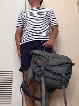 「MYSTERY RANCH（ミステリーランチ）のアイテム（メッセンジャーバッグ）」を使った、moooonさん（メンズ・165cm）の夏コーディネート
