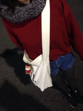 「American Apparel（アメリカンアパレル）のアイテム（スウェット、レッド系）」を使った、mikaさん（レディース・159cm）の冬コーディネート