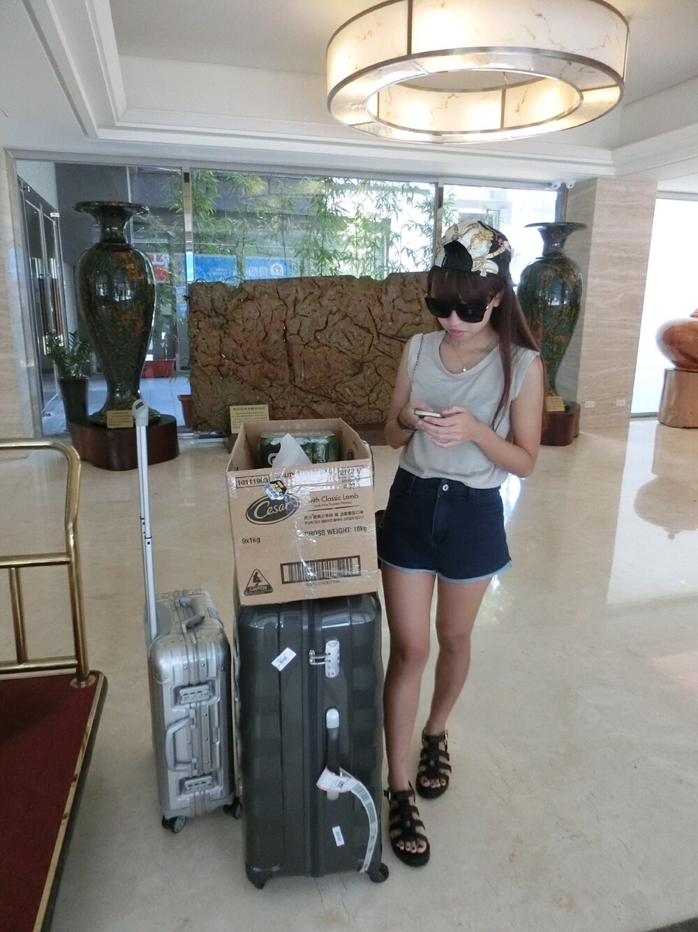 「koreaのアイテム（サングラス、ブラック系）」を使った、monkibbbさん（レディース・152cm）の夏コーディネートの1枚目の写真