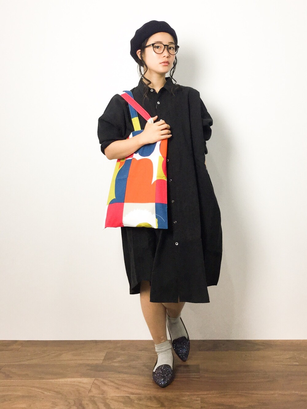 「ワンピース、marimekko、マリメッコ、グリッター、marimekko トート、ZOZO夏セール2015」｜「JOURNAL STANDARD LUXEの【追加】1/40リネンワッシャーBIGシャツワンピース#（ワンピース、ブラック系）」を使った、クボヤさん（レディース・157cm）の夏コーディネートの1枚目の写真