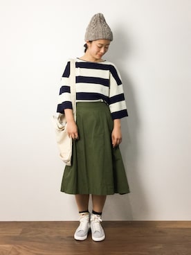 「Aラインスカート」｜「アイテム（帽子）」を使った、クボヤさん（レディース・157cm）の秋コーディネート