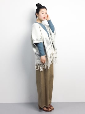 「URBAN RESEARCH（アーバンリサーチ）のアイテム（ポンチョ）」を使った、クボヤさん（レディース・157cm）の冬コーディネート