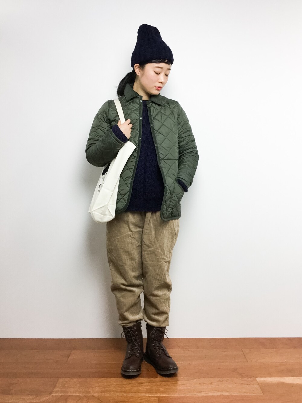 「キルティング、ラベンハム、トンガリ帽子、乗馬スタイル、キルトジャケット」｜「LAVENHAMの＜LAVENHAM（ラベンハム）＞RAYDON ショートジャケット（その他アウター、グリーン系）」を使った、クボヤさん（レディース・157cm）の秋コーディネートの1枚目の写真