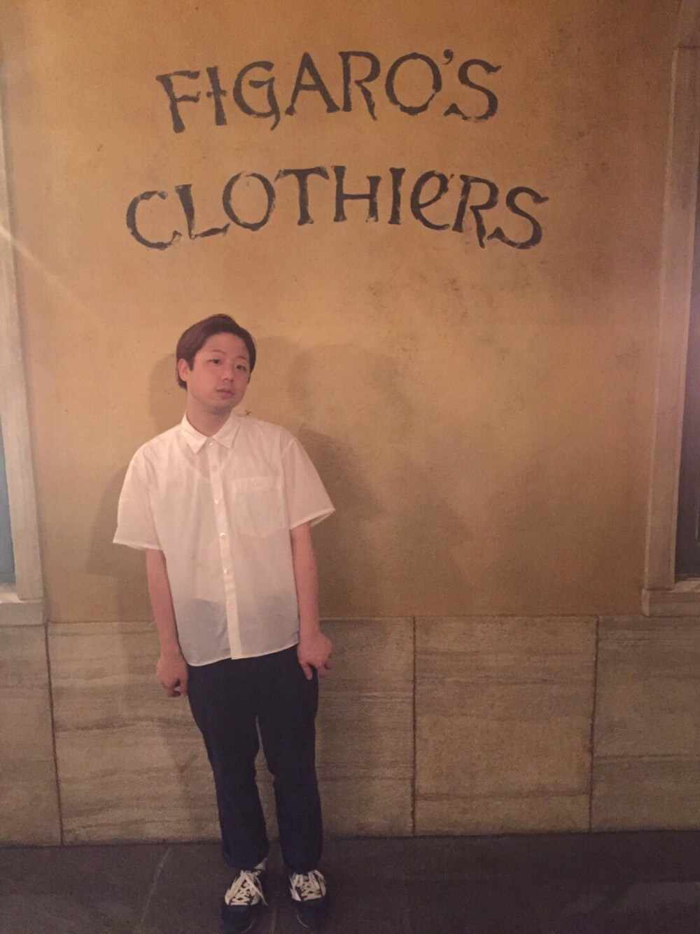 「カジュアル、ootd、秋コーデ、マーガレット・ハウエル(MARGARET HOWELL)、シャツスタイル、スニーカー、古着」｜「MARGARET HOWELLのSOFT POPLIN（シャツ/ブラウス、ホワイト系）」を使った、KOHNOさん（メンズ・162cm）の秋コーディネートの1枚目の写真