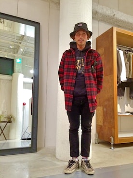 「L.H.P（エルエイチピー）のアイテム（スニーカー）」を使った、よしやす(34歳)さん（メンズ・175cm）の冬コーディネート