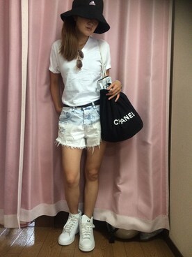 「ZARA（ザラ）のアイテム（デニムパンツ、ホワイト系）」を使った、chibihalnaさん（レディース・153cm）の夏コーディネート
