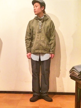 「patagonia」｜「アイテム（ミリタリージャケット）」を使った、マエザワ ユウスケさん（メンズ・174cm）の冬コーディネート