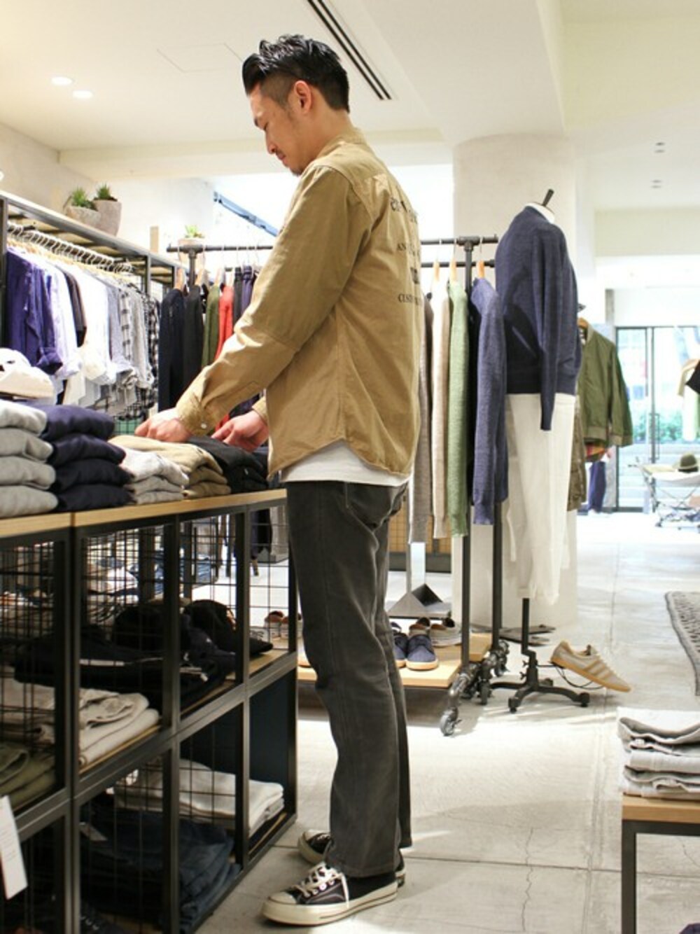 hiroki(JOURNAL STANDARD relume 表参道店)｜JOURNAL STANDARD relumeのTシャツ/カットソー