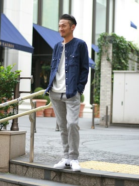「ROKX（ロックス）のアイテム（パンツ）」を使った、hirokiさん（メンズ・175cm）の秋コーディネート