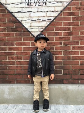 「NEIGHBORHOOD ONE THIRD（ネイバーフッドワンサード）のアイテム」を使った、AOさん（キッズ・100cm）の春コーディネート