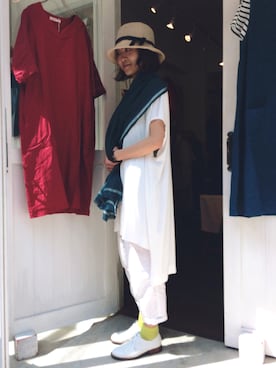 「カラーソックス」｜「アイテム（チュニック）」を使った、YARRA吉祥寺店さん（レディース・159cm）の春コーディネート
