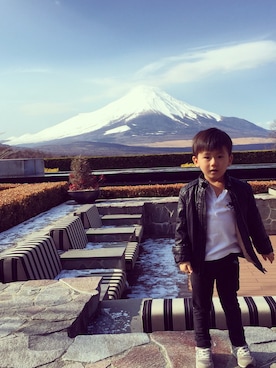 「アイテム（ライダースジャケット）」を使った、RYOooさん（キッズ・100cm）の冬コーディネート