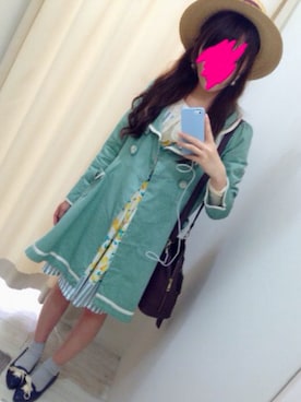 「アイテム（トレンチコート、グリーン系）」を使った、ころねさん（レディース・157cm）の春コーディネート