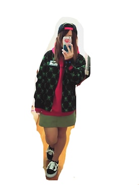 「MAGICAL MOSH MISFITS（マジカルモッシュミスフィッツ）のアイテム（その他アウター）」を使った、あやぴぴぴさん（レディース・152cm）の冬コーディネート