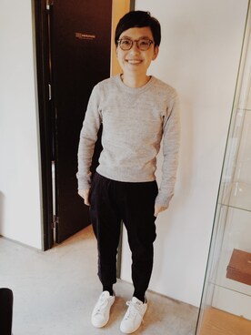 「stansmith」｜「アイテム（スウェット）」を使った、urchinさん（レディース・153cm）の秋コーディネート