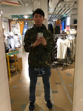「PULL&BEAR（プルアンドベア）のアイテム（ミリタリージャケット）」を使った、kun wang さん（メンズ・175cm）の夏コーディネート