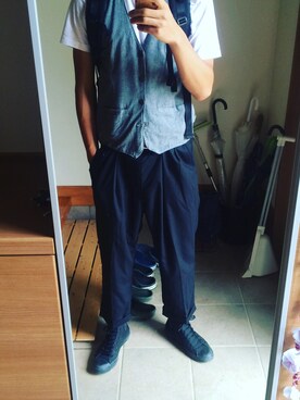 「CONVERSE（コンバース）のアイテム（スニーカー、ブラック系）」を使った、昇吾さん（メンズ・181cm）の夏コーディネート