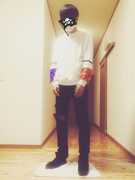 「conceptのアイテム（スウェット、ホワイト系）」を使った、昇吾さん（メンズ・181cm）の秋コーディネート