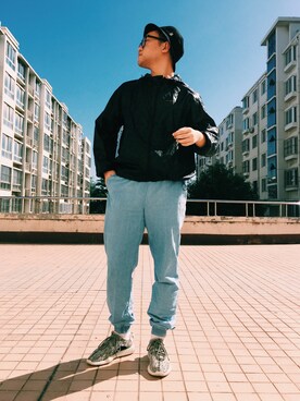 「ARMANI EXCHANGE（アルマーニエクスチェンジ）のアイテム（マウンテンパーカー）」を使った、なおと・waterさん（メンズ・178cm）の秋コーディネート