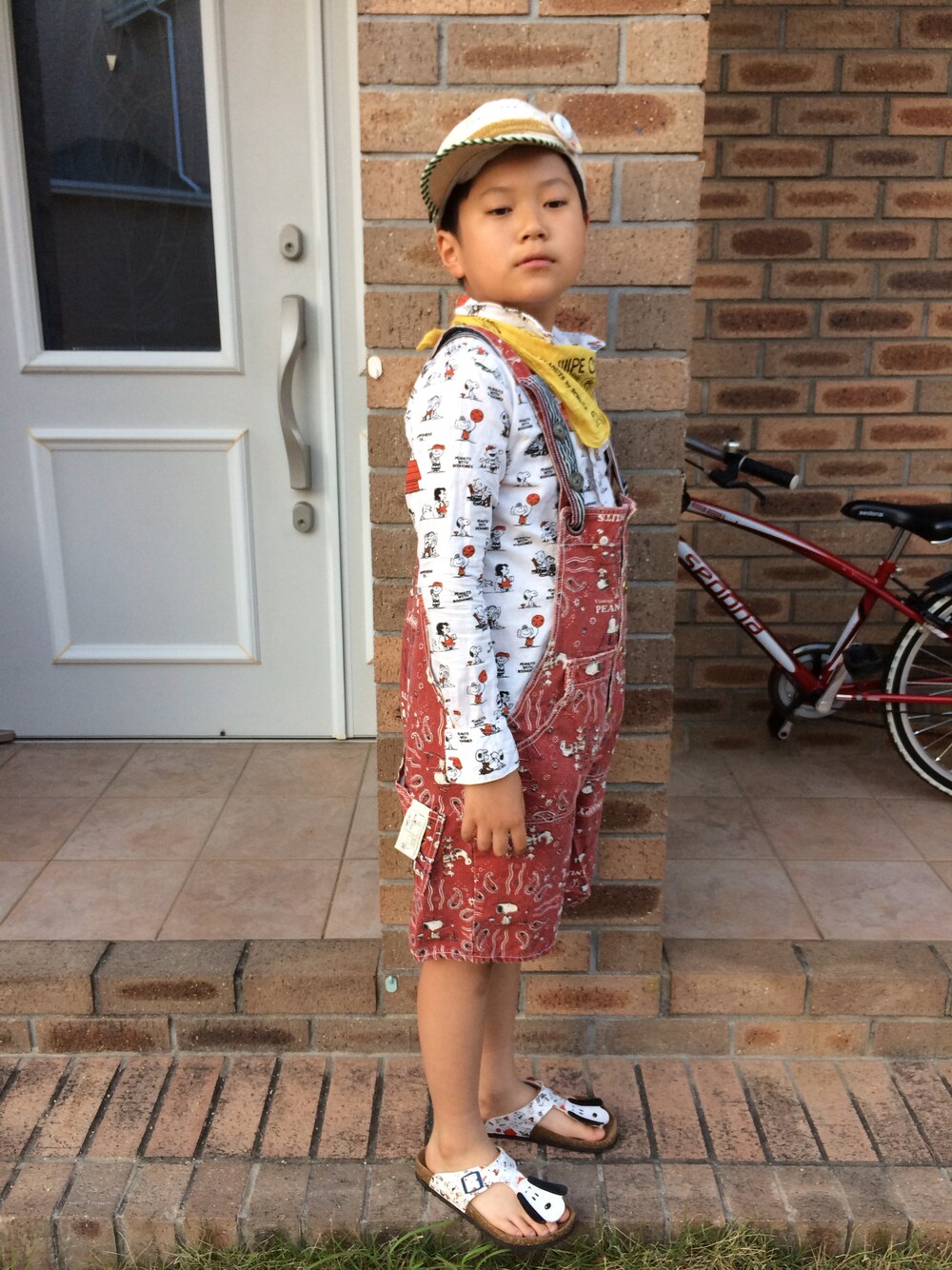 「ブーフーウーWEARコンテスト」｜「BOOFOOWOOのBDシャツ JUNIOR（シャツ/ブラウス、ホワイト系）」を使った、小城原颯太さん（キッズ・145cm）の夏コーディネートの1枚目の写真