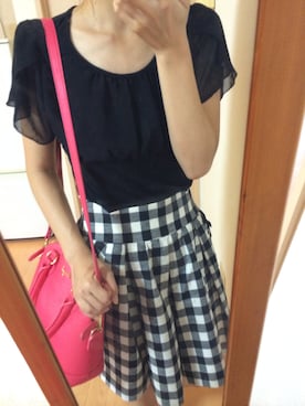 「SWINGLE（スウィングル）のアイテム（ショルダーバッグ）」を使った、ももさん（レディース・151cm）の秋コーディネート