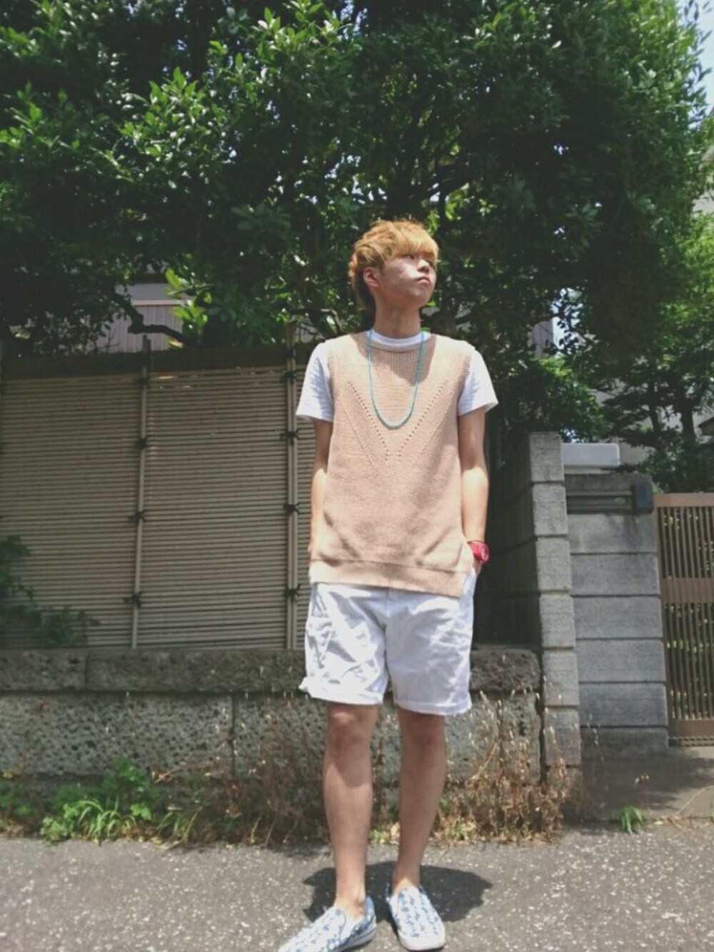 「休日スタイル、GU、カジュアル、夏、原宿、リーズナブル、adidas originals」｜「WEGOのWEGO/ボーンビーズネックレス50（ネックレス、ブルー系）」を使った、さん（メンズ・166cm）の夏コーディネートの1枚目の写真