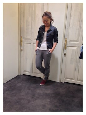 「MOROKOBAR（モロコバー）のアイテム」を使った、EMIさん（レディース・164cm）の冬コーディネート