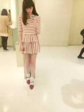 「Honey Salon（ハニーサロン）のアイテム」を使った、大釜ケリーさん（レディース・165cm）の春コーディネート