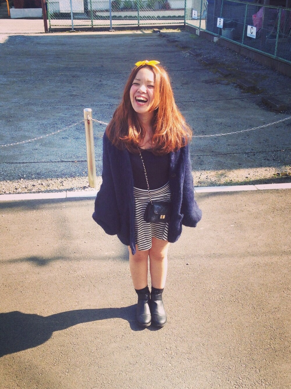 「American Apparel、バンダナ」｜「BEAMSのアイテム（その他アウター、ブルー系）」を使った、3232さん（レディース・146cm）の春コーディネートの1枚目の写真