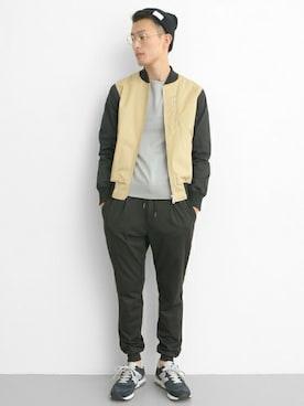 「URBAN RESEARCH（アーバンリサーチ）のアイテム（スタジャン）」を使った、kondoさん（メンズ・180cm）の冬コーディネート