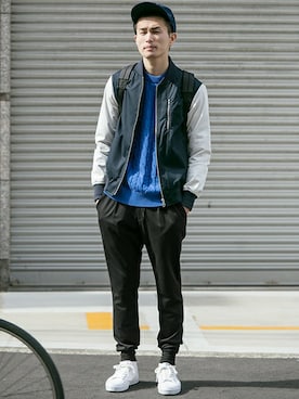 「URBAN RESEARCH（アーバンリサーチ）のアイテム（スタジャン）」を使った、kondoさん（メンズ・180cm）の冬コーディネート
