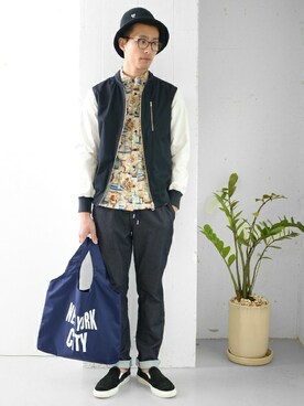 「URBAN RESEARCH（アーバンリサーチ）のアイテム（スタジャン）」を使った、kondoさん（メンズ・180cm）の春コーディネート
