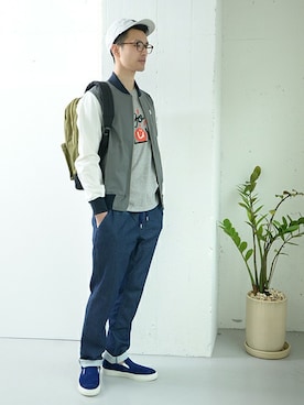 「URBAN RESEARCH（アーバンリサーチ）のアイテム（スタジャン）」を使った、kondoさん（メンズ・180cm）の春コーディネート