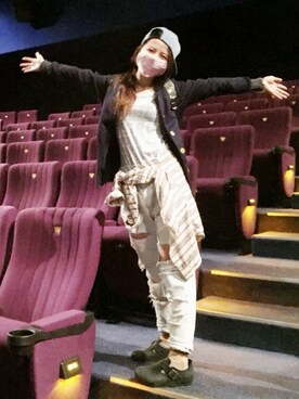 Sinjeh Wさんのコーディネート