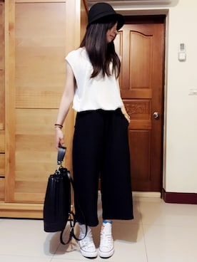 Sinjeh Wさんのコーディネート