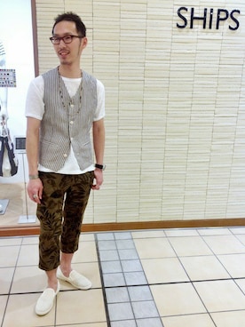 「アイテム（ベスト、ブルー系）」を使った、森田さん（メンズ・172cm）の春コーディネート