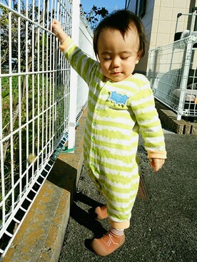 「アイテム（ロンパース、グリーン系）」を使った、ko-chanさん（キッズ・70cm）の秋コーディネート
